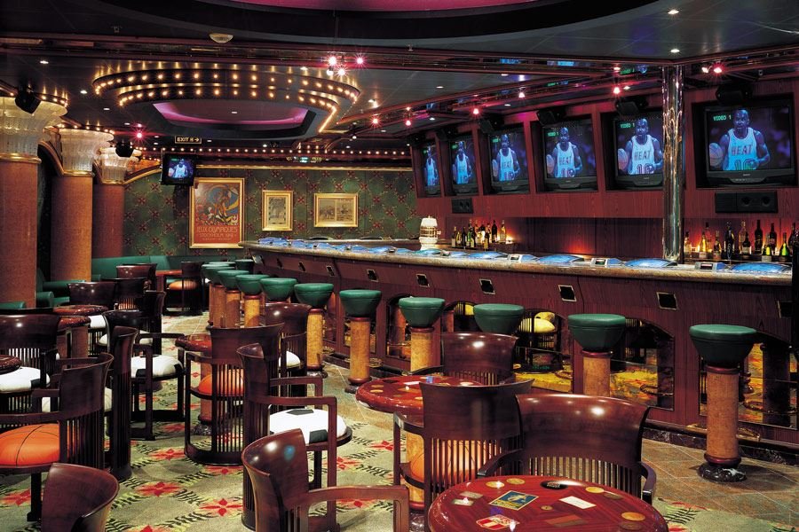 Спорт-бар EA Sports Bar