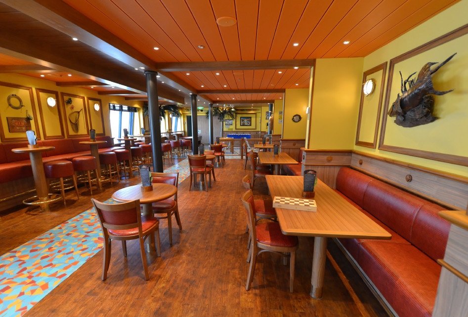 Бар RedFrog Pub