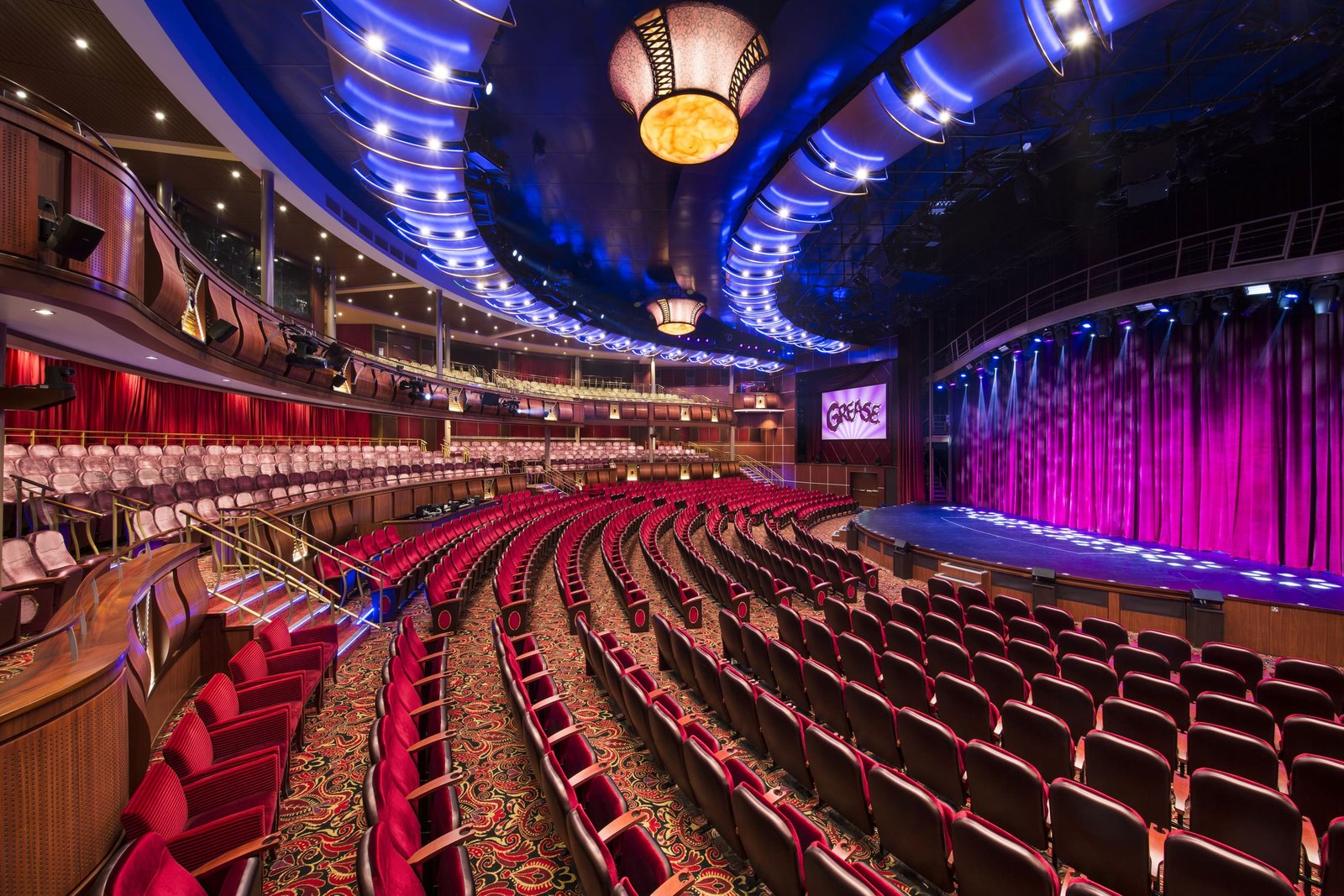 RCI_HM_RoyalTheaterR
