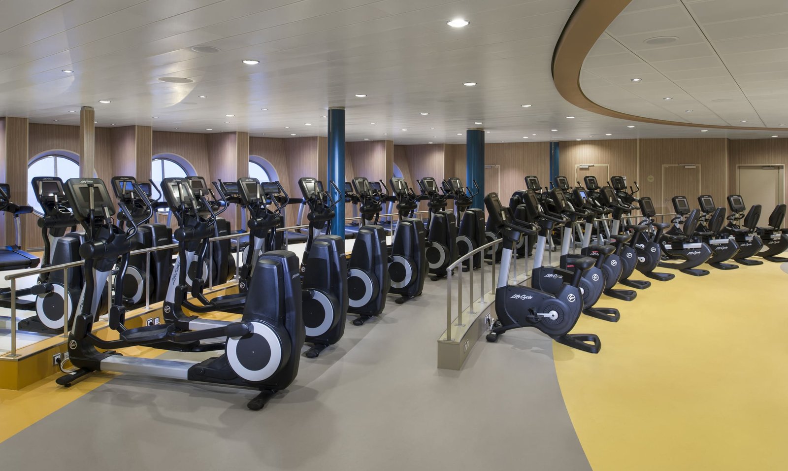 RCI_HM_FitnessCenterR