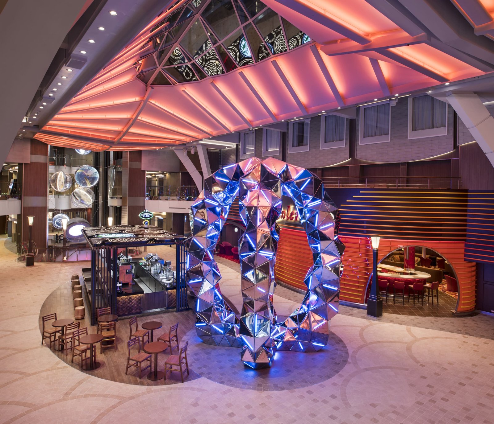 RCI_SY_RoyalPromenade11