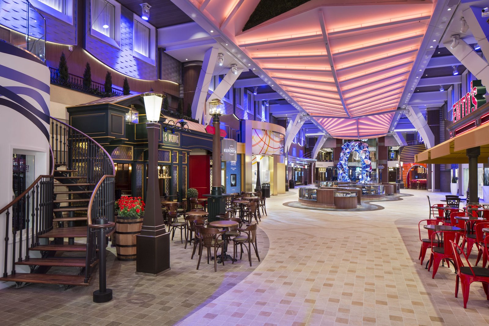RCI_SY_RoyalPromenade3