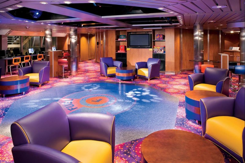 Ночной клуб (Nightclub)