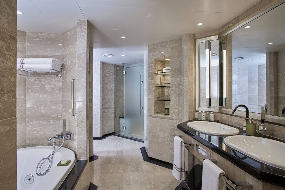 silversea-ship-silver-muse-owner-s-suite-02