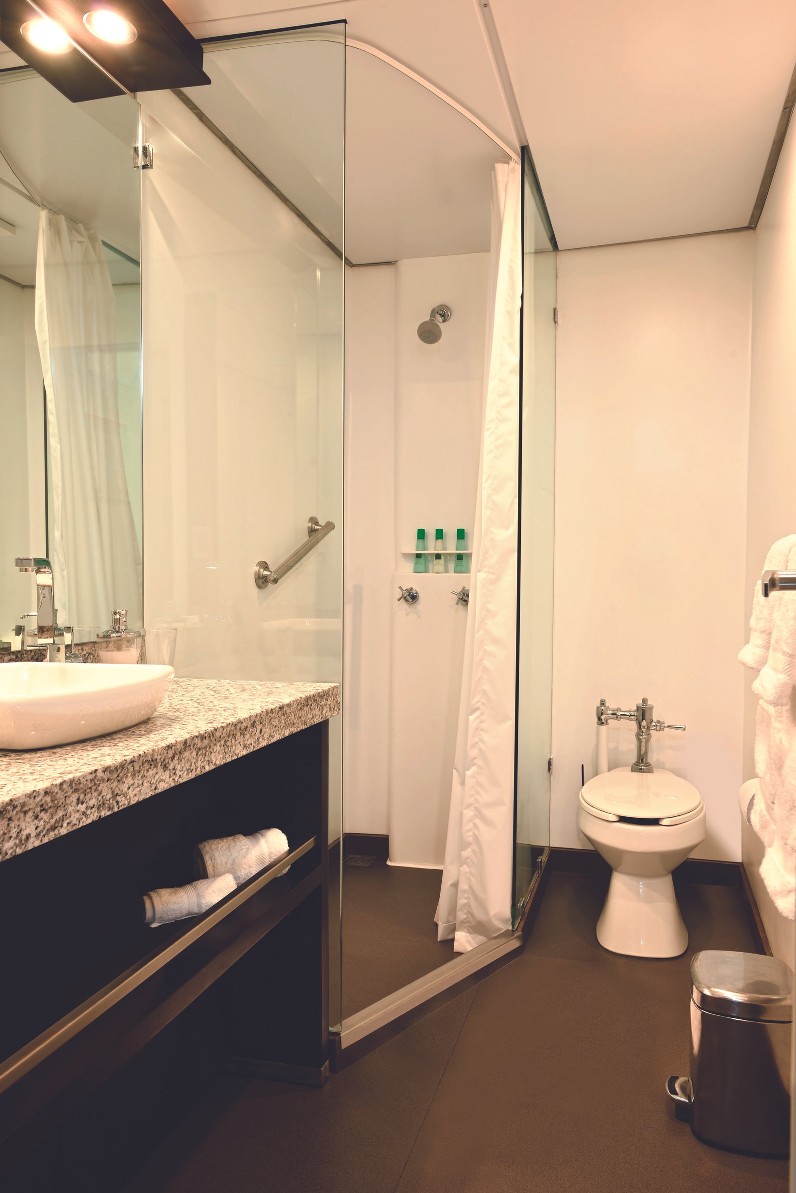 XO-Bathroom-6522-HIGH