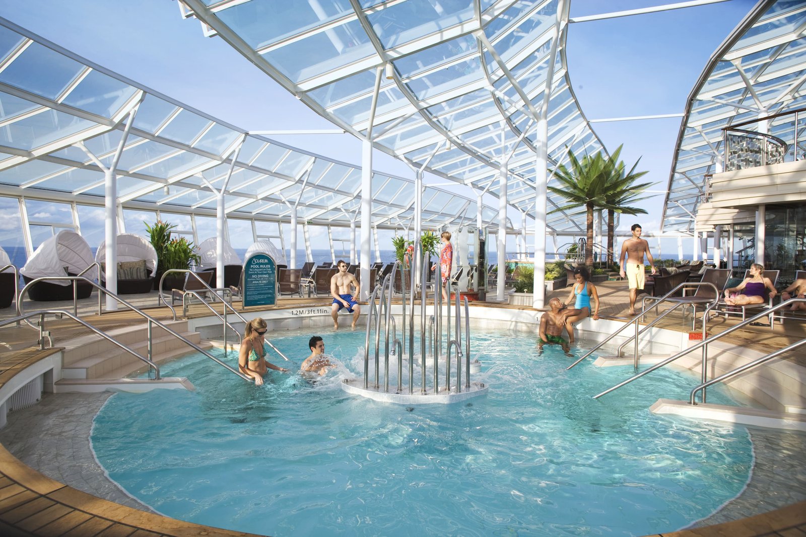 RCI_Oasis_Solarium_pool046