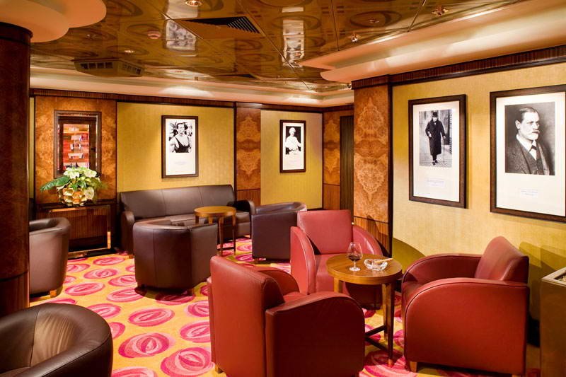 Сигарный клуб (Corona Cigar Club)