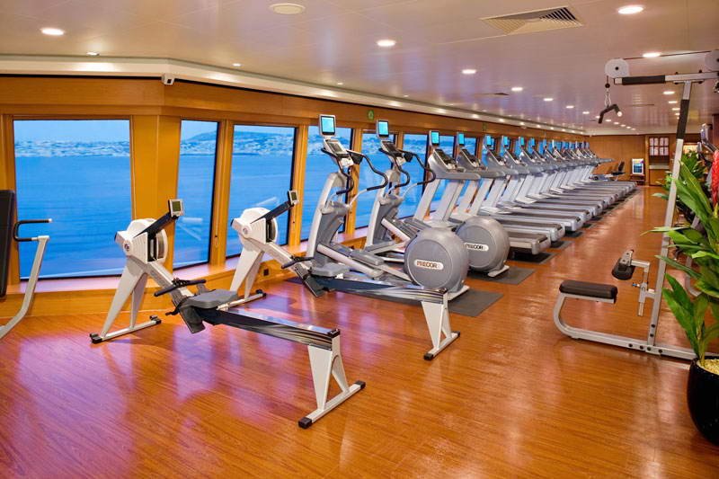 Фитнес центр (Body Waves Fitness Center)