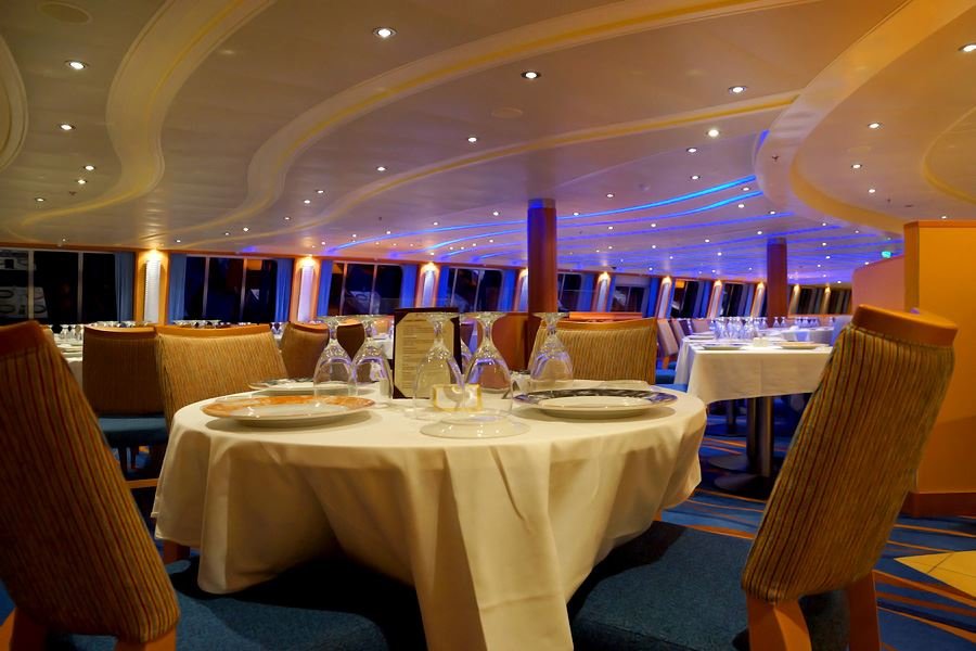 Ресторан Sapphire Dining Room