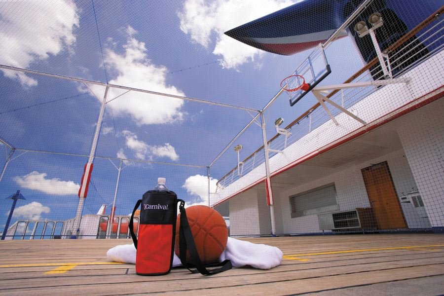 Спортивная палуба (Sports Deck)