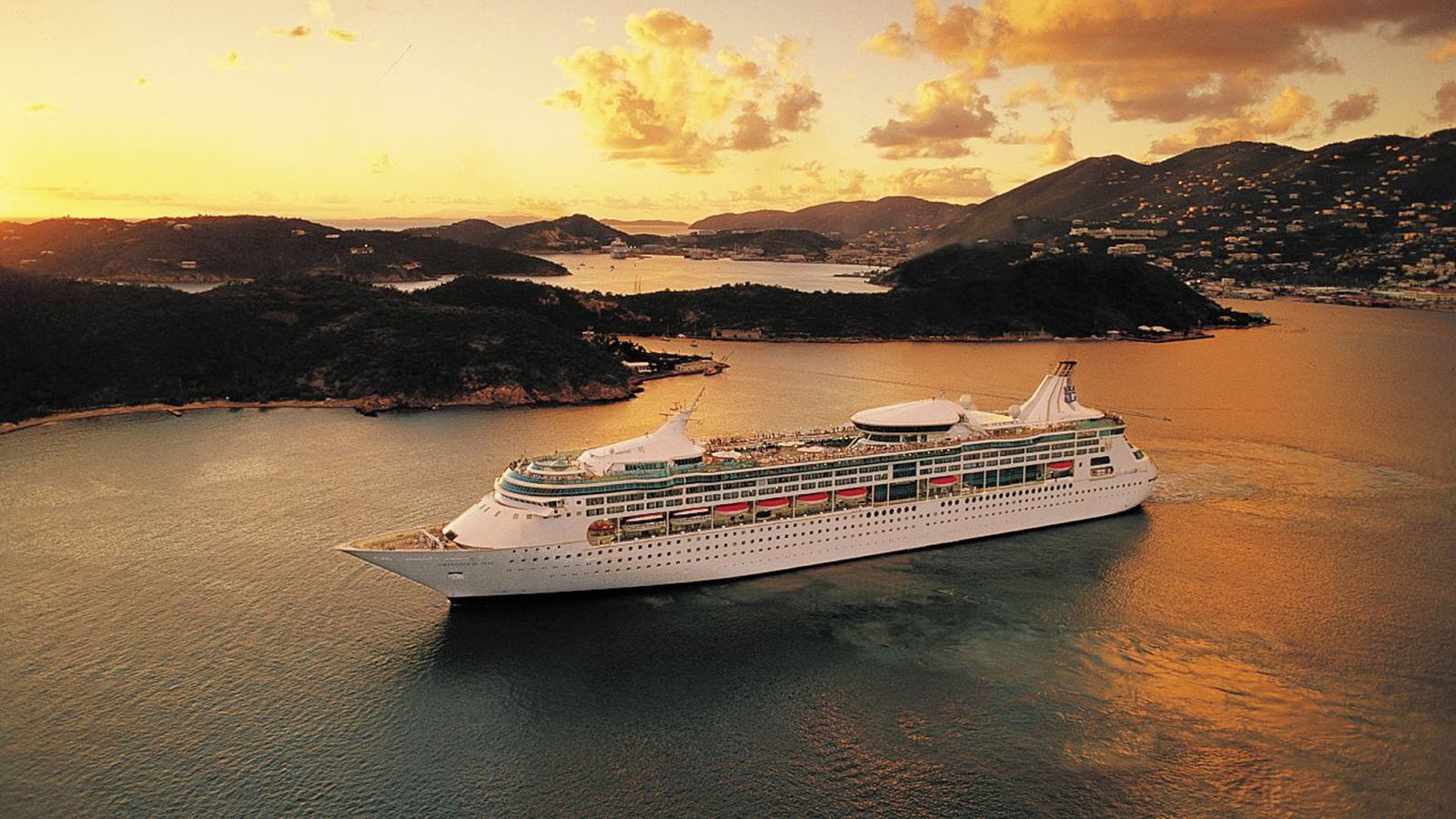 Royal Caribbean анонсувала цілорічні круїзи Європою на 2028-2029 роки